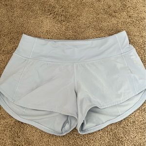 Lululemon low rise short 2.5in shorts. Light Blue. Size 2